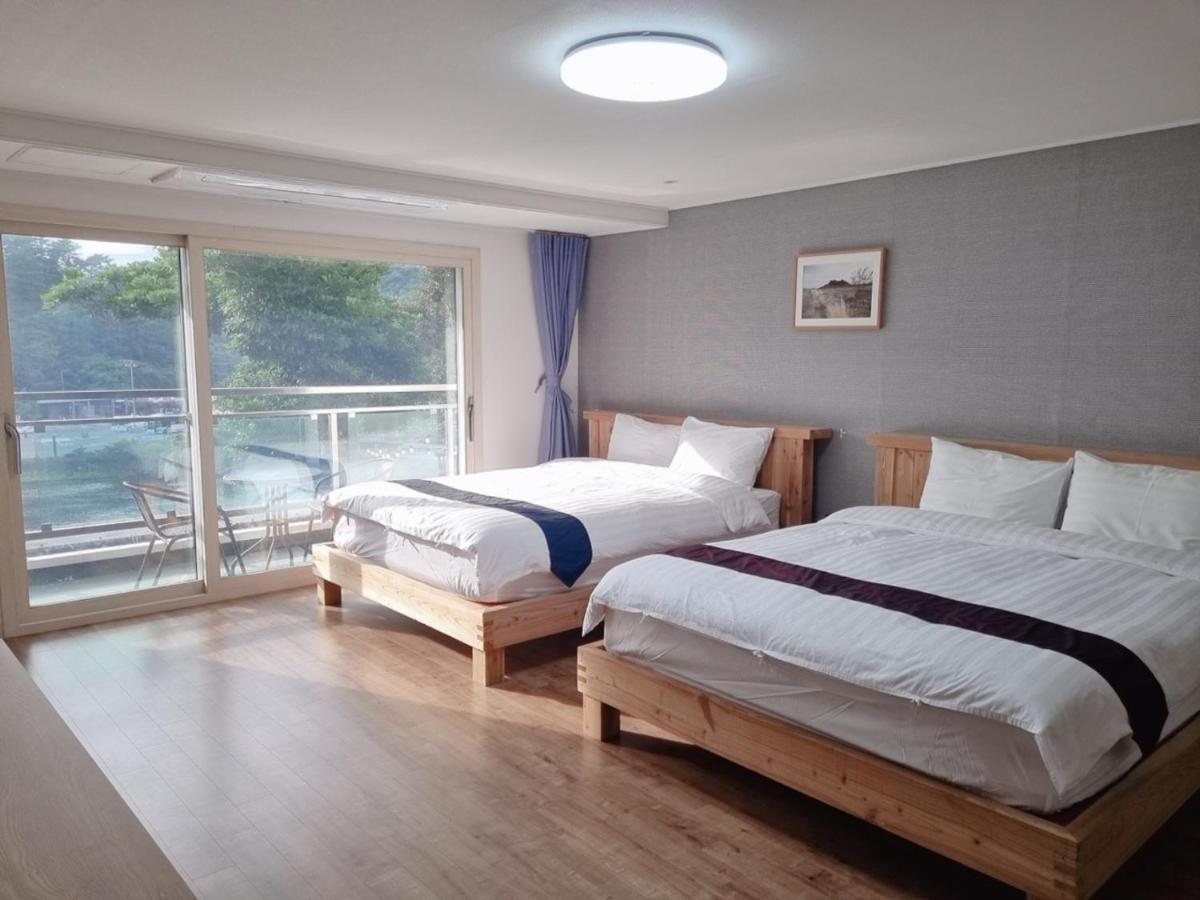 Cheonjiyeon Crystal Hotel Согвипхо Экстерьер фото