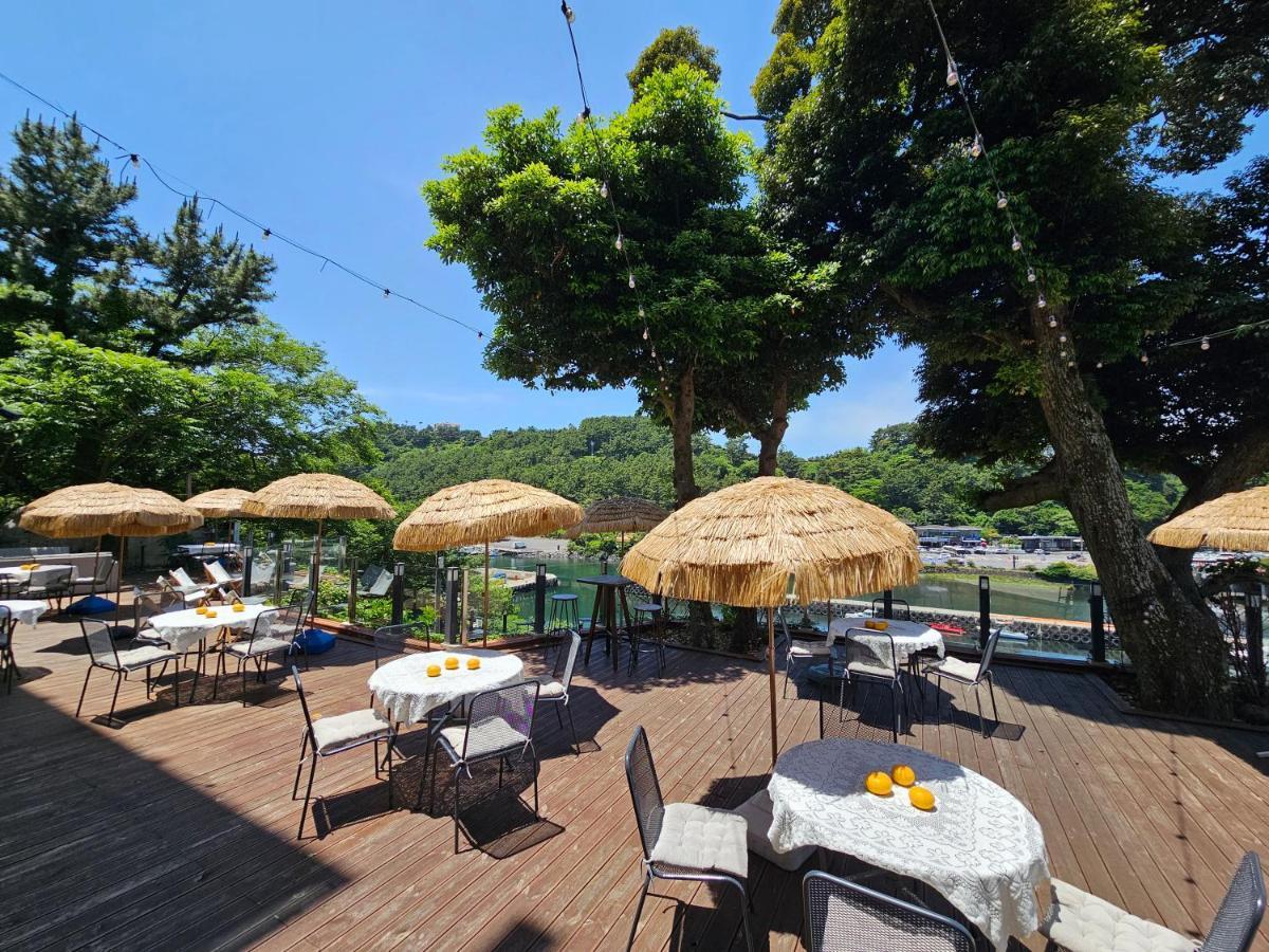 Cheonjiyeon Crystal Hotel Согвипхо Экстерьер фото