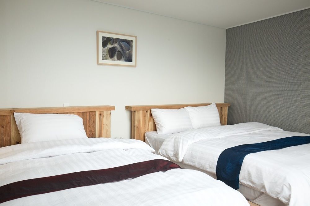 Cheonjiyeon Crystal Hotel Согвипхо Экстерьер фото
