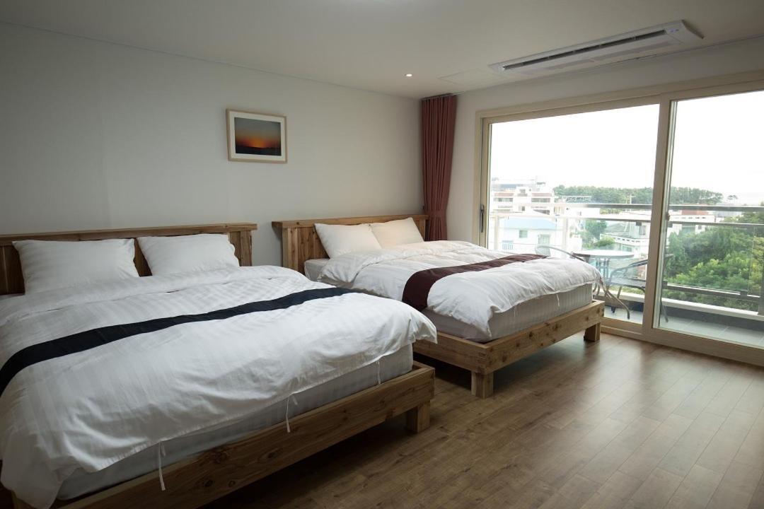 Cheonjiyeon Crystal Hotel Согвипхо Экстерьер фото